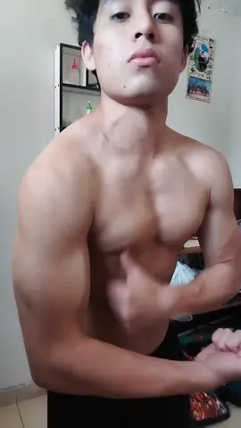 Entrena al maximo el pectoral* #viral #ponmeenparati #rutinas #parati #gymencasa #consejosfit #15años #razones #crecimientomuscular 