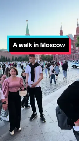 Full Video in YouTube, Link in BIO. Clean streets and peacfull people it looks like to me. Please stop spreading hate, we are all just people ❤️🙏 #russia #moscow #peace 