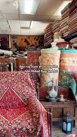Quality vintage rugs at insane prices ask for Ahmir ❤️ they also serve you tea while you look around  #losangeles #la #losangelesfinds #vintagestore #vintagerugs #lathrift 