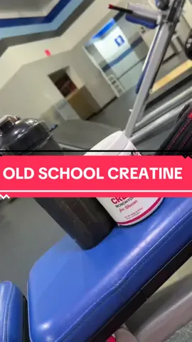 ME ENCANTA ESTA CREATINE DE OLD SCHOOL 🤪 #creatinemonohydrate #oldschool #workingout #woman #sahm #GymTok 