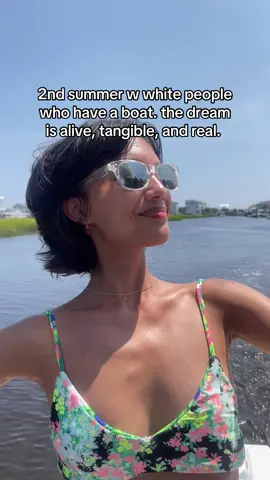 boyfriend is not a paid actor <3 