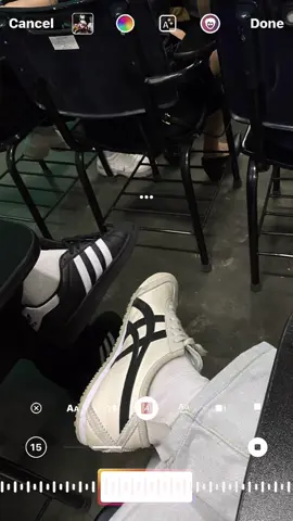 #efectoboomerang Samba x Onitsuka #Sambalakadogg #onitsukatiger #tiktokfyp #foryoutiktok #shoephotography 