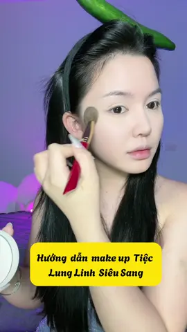 có ai thấy tui hong , vid hướng dẫn này đăng ở đâu cũng lên #xuhuong mỗi tiktok ko phân phối ... lạ :)) #dạymakeuponline #makeup #makeuptutorial #goclamdep #sứcmạnhcủamakeup 
