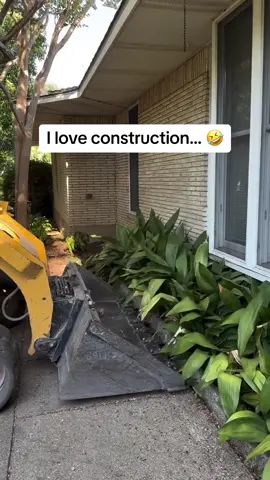 Friday at 3:15PM activities.. #construction #fail IG: supremelandscapingllc