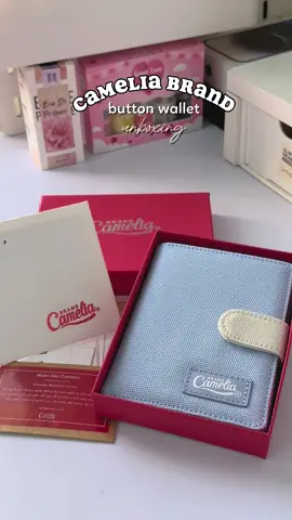 Màu xinh quá #unbox #unboxing #vidungtien #vitien #camelia #cameliabrand #wallet #vivaicanvas #foryou #fyp #viral #trending 