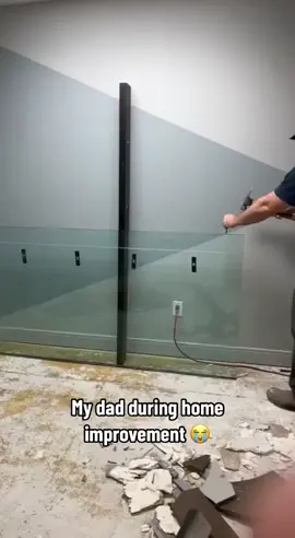 Cracked Glass Design Went Horribly Wrong 😳