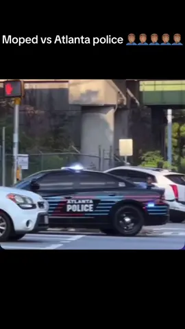 Moped vs Atlanta police 🤦🏽‍♂️🤦🏽‍♂️🤦🏽‍♂️🤦🏽‍♂️🤦🏽‍♂️ #moped #highspeedchase #police #policeofficer #cops #copsoftiktok #copsontiktok #fbi #gsp #trending #viral #blowupovernight #mopar #funny #funnyvideos #funnyclip #funnyclips #hoodvine #fy #foryou #foyoupage #moparcommunity #hemicharger #policepursuit #arrested #atlanta #atlantapolice #scooter #mopedtuning #mopedscooter #fypシ゚viral #fyppppppppppppppppppppppp 