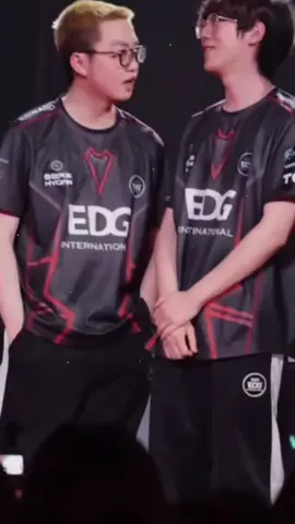 🐧 #zzkk #zmjjkk #smoggy 