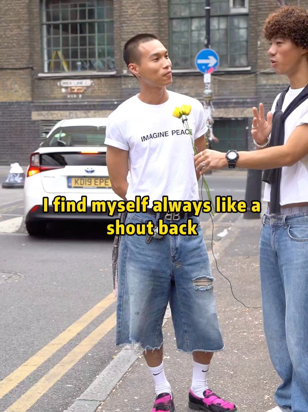 Should we directly counterattack against racial discrimination or act according to the situation?#streetinterview #uk #londonlife #london #racism #asian #chinese #OOTD #fashion #womenswear