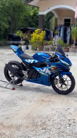 konsep orang bersyukur 😋 . . . . . . . #suzuki #gsxr150 #gsxr #sportbike #biketok #fyp 