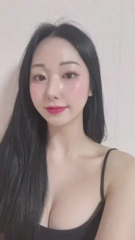 사진관 방문할 필요 없이 집에서 편하게 촬영 가능한  증명사진 어플 소개해드릴게용! 시간/비용 절감하고 싶다면 필독👍🏻 주문하는데 2분도 채안걸리고  당일배송가능한 초스피드 사진어플👻 만족도 최상이라규🩷🩷 📸여름 휴가 시즌 여권사진 갱신 📸아가 여권사진 발급  📸당일에 사진이 필요한 긴급한 경우 📸AI 배경제거 기능 :잔 머리카락 깔끔 제거  📸원하는 배경색 다양하게 선택 가능 (퍼스널컬러) 📸빠른 배송 : 오전에 주문하면 오후에 도착(서울/평일 기준) @selfidphoto_official 앱스토어에서 ‘셀프증명’을 검색해보세요📸 https://m.selfidphoto.com #프리랜서모델 #증명사진맛집 #셀프증명 #셀프증명사진 #셀프증명어플 #여권사진찍기 #여권사진촬영 #여권사진어플 #여권사진 #증명사진 #증명사진어플