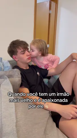 Meu amor❤️❤️❤️❤️❤️ #amor #irmao #familia #carinho #irmaos #mamae #papai @lfelipe👽 