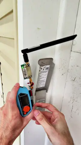 Powerful Universal Remote Does It All! 🛜 #flipperzero #flipperzerogang💯 #flipperzerotutorials #flipperzero101 #flipper #techtok #geek 