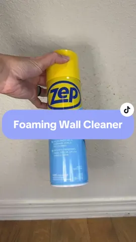 Cleaning lady approved! Find it in my storfront in my bio 😏 #solocleaner #CleanTok #professionalcleaner #cleaninglady #zep #foamingwallcleaner #wallscrub #fypシ゚viral #creatorsearchinsights 