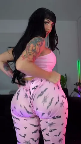 Get it 🤗🤗 #vibes #mood #foryou #trending #viral #daily #girl #hot #dance 