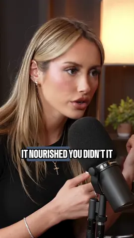 “How sweet are your words to my taste, sweeter than honey to my mouth! I gain understanding from your precepts; therefore I hate every wrong path.” Psalms‬ ‭119‬:‭103‬-‭104‬ #girlsgonebible  new episode on YouTube, Spotify & Apple Podcasts