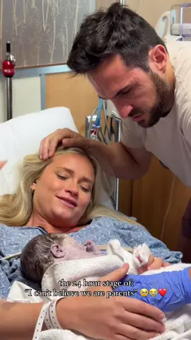 By far the most surreal 24 hours. You just can’t believe it 🥰 #babiesofinsta #babybirth #newparents #parentlife #moms #momsofinsta #parents #parentsofig #foryoupage #fyp #viral #parentmoments 