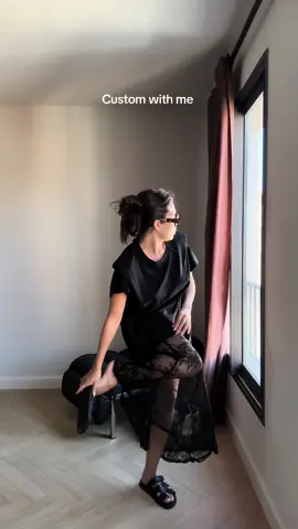 What i bought, what i wear 🪄 #custom #tshirthack #fashiontiktok #fashioninspo #styleinspo #stylehacks #girlsbelike #90skids #frenchstyle #fashionreels #custommade 