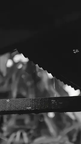 Allahu ya'lamu🫀🎧 #islamic_video #nasheed #allahuyalamu #darkaesthetic #islamicquotes #beautyofislam #is4d_ #fyp 