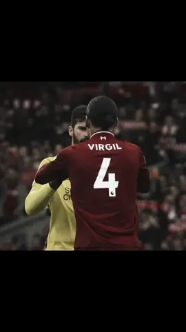 Best cb itw 🇳🇱🧱 #virgilvandijk #vandijk #defender #prime #liverpool 