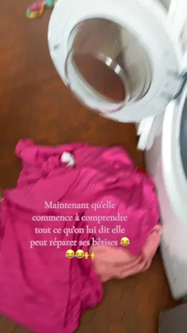 #pourtoi #viral #funny #like #videosfamille #page #videosfamille #lebetisierdezoé #zoé #public #cejour #videos #like#aimes#zoé fais une machime 