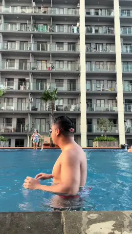 🏊🏻‍♂️