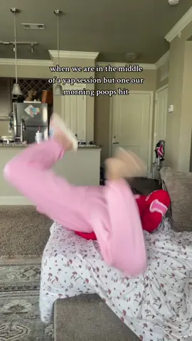 It’s always a surprise who gets hit first lmao #bestie #bestfriend #relatable #real 