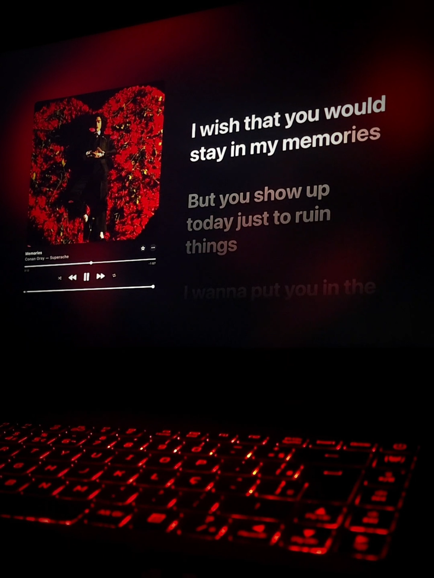 memories - conan gray  #fyp #music #lyrics #conangray