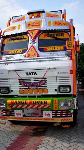 Truck Lover #trucklover #trucksong #trucklove #truckdriver #USATruck #indiaTruck #viraltruckvideo #trendingtruckvideo #trending @Ashleen Dastaj Maan @Ashu&dastajpb23USA 🇺🇸 @Ashleen Dastaj @Ravi Maan @Ravinder Mann967 