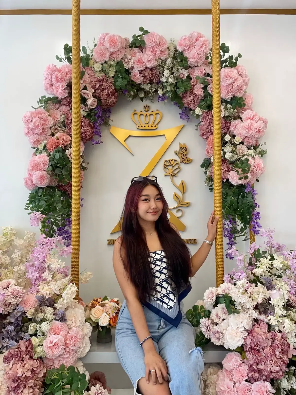 I availed their Oxygeneo and Laser Hair Removal - underarms treatment. Also, I tried their Eyelash Extension! . ݁₊ ⊹ . ݁˖ . ݁ From ordinary to extraordinary, thanks to @Zionné Beauty Lounge! Embracing my new self after an amazing session with them 𓍢ִ໋🌷͙֒ #zionnebeauty #zionnebeautylounge #aestheticclinic #bulacan #beautylounge #zionnebeautyloungebulacan #eyelashextension #oxygeneo #diodelaser 