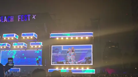 @Baja Beach Fest wildin for putting flashes on the big screen 