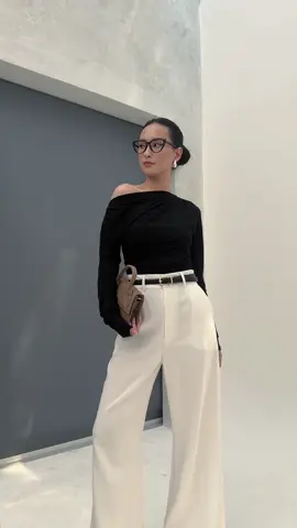 fit check ft. Etta Pants & Tanna Top 😍🤝 #belilokal #fypシ #gayaditiktok #wibgajian 