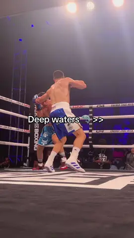 They both caught eachother too 😯🔥 @OTX @Andreas Katzourakis #theotxtourney #boxing 