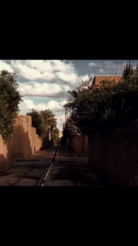 بِيت شِعر. #عباراتكم #حياة🖤 #موسيقى#شمسين#قصائد_اشعار #تصويري 