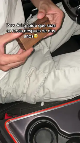 Dos años esperando…🥹 #anillos #pareja #novios #couple #goal #relacion #anillodecompromiso #esposos 