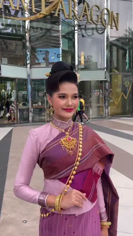 ดูแลความสวยงาม หน้า ผม ชุด ให้น้องเเก้ม นักร้องนำหญิง #วงโปงลางออนซอนอีสาน คนต่อไป เพิ่งขึ้น ม.4 เป็นสาวเต็มตัวเเล้ว