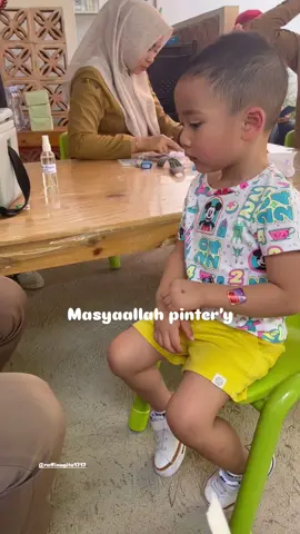 Imunisasi tidak nangis👍 #rayyanzamalikahmad #tercipungcipung #masyaallahtabarakkallah #rayyanza #fakesituation⚠️ #sekolah 
