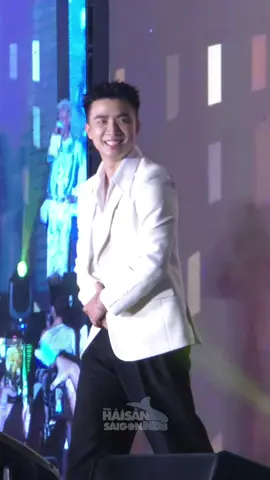 [ FOCUS CAM TÙNG DƯƠNG ] - STANDING NEXT TO YOU không ngờ cũng có ngày được xem @Nguyễn Tùng Dương nhảy SNTY trước mặt 😍 #GalaxyxNinhDuongStoryxHaBui #nguyentungduong #amiuoi #ninhduongstory 