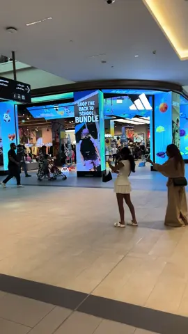 Kis ko cahya 🤭😎✌️#foryou #dubai🇦🇪 #Rustam #پردیسی_لوگ 