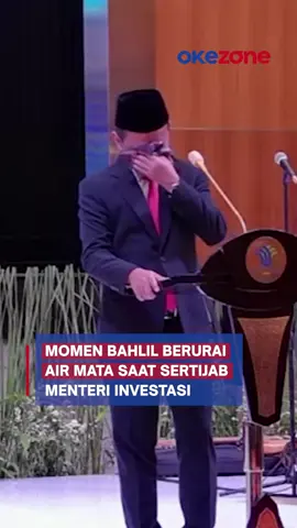 Bahlil Lahadalia menyerahkan jabatan sebagai Menteri Investasi kepada Rosan Roeslani. Jabatan itu ia lepas lantaran ditunjuk oleh Presiden Jokowi menjadi Menteri ESDM. Serah terima jabatan dari Bahlil ke Rosan berlangsung di Auditorium Nusantara, Kantor Kementerian Investasi/BKPM pada Senin (19/8).  Ia juga menganggap Rosan sebagai gurunya. Maka dari itu Bahlil memiliki keyakinan bahwa Kementerian Investasi/BKPM akan lebih baik di bawah kepemimpinan Rosan. Pada momen itu, Bahlil meneteskan air mata. Setelahnya, Rosan menyambut Bahlil dengan ucapan terima kasih karena Bahlil telah membawa Kementerian Investasi ke arah yang memuaskan. #Bahlil #Sertijab #MenteriInvestasi