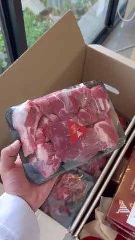 لحوم الدقل بوتشرى غييير  كل قطعه لحم تحكى جودة وأصالة من يوم بدينا ولحومنا تحكى قصه نجاح متوارثة من الجدود والى الان الدقل بوتشرى يصنع بصمته بكل مكان 🧞‍♂️👌 جوده عاليه وطعم اطيب مذاق واصاله صنعها التاريخ تواصل معنا الان  #كبده#دقل_بوتشرى#لحم #ذبيحه #الجميع #حري#مزارع_الدقل #فولو #لحومنا_طازجه_ذبح_حلال_بالذمه👌 #عزايم #حفلات_شواء #جزار #لحوم_مدخنة #لحوم_طازجة #لحم_مشوي #برقر #برجر #اكسبلور #مشاهير 