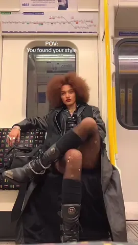 it took me a minute but eventually, I stepped into my own and ever looked back. ( I’m  cool SOLELY on the outside, I’m still the same musical and dr who nerd inside ) #afro #natural #naturalhair #outfit #outfitideas #fashion #clothes #style #styleinspo #color #black #transition #transformation 