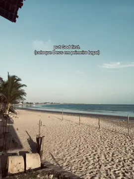 Deus sempre em primeiro 🫡🤍✨ #deusemprimeirolugar #reflexaodevida #denzelwashington #putgodfirstineverythingyoudo #viralizarnotiktok 