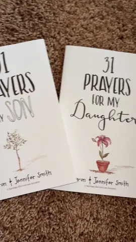 It comes with both books (: also a great gift. Had anyone done this? Did you enjoy it? This is a study i will do in private #prayerbook #prayersformydaughter #prayersforthefamily #jesus #biblestudy #christianfamily 