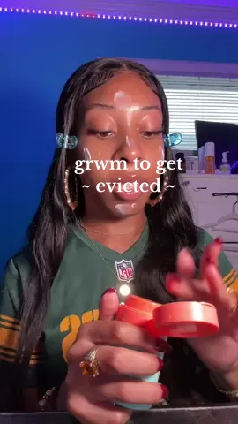 goodbye to this background but hey a new chapter starts! #grwmforpookies #morningskincareroutine #getreadywithme #movingout #skincareforbeginners #backtoschoolgrwm  