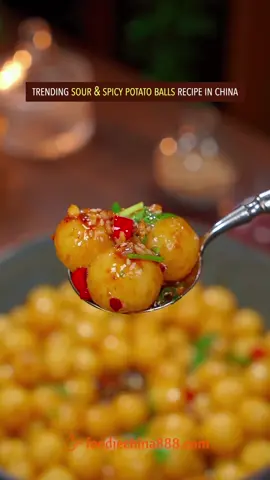 Trending sour & spicy potato balls recipe in China. Do u want to try? #Recipe #cooking #chinesefood #potato #spicyfood 