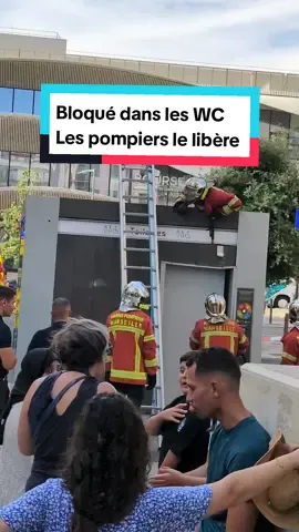Marseille , bloqué dans les toilettes publiques #marseille #pompier #police 
