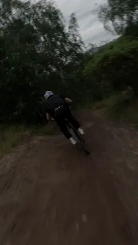 @Dawid Godziek #slopestyle #specialized #CapCut 