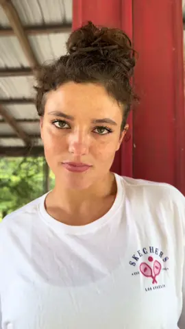 If only it were that easy, oh wait, it is now…. @SKECHERS just slip-in, and dance. Now with Skechers Hands Free Slip-ins. Get your pair today and use the link in my bio for 20% off! #SkechersHandsFree #SlipIns #skecherspartner