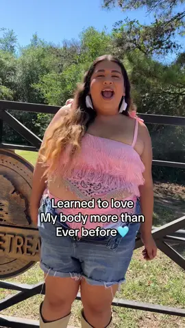 Never in a million years did i think I a trans, plus size, latina woman who grew up in south central. Raised by a single mother would ever get to live out her Dreams! But here I am! Forever grateful for this experience🥹💗 love you all! #plussizeedition  #plussize #transition #foru  Tagging People who were mentioned or in video!: @Fabletics  @Tyler Twitty  @DIAMONDE 💎  @Dove Beauty & Personal Care  @Clayton Hawkins  @TikTok  @tiktok creators  @VidCon  @James Henry , @JESUSNALGAS , @Alex and Pablo , @Tyris Winter 